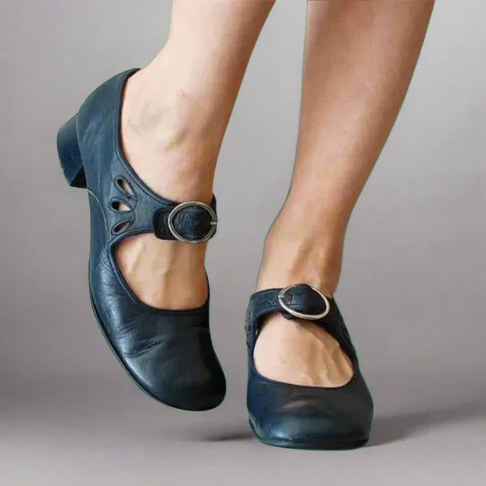 Women's Round Toe Cutout Buckle Strap Low Block Mary Jane Shoes