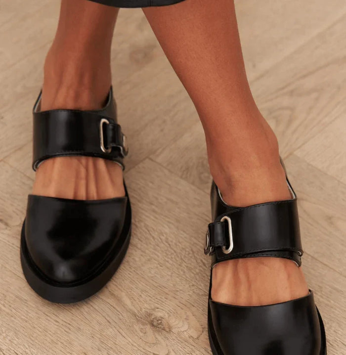 Women's Round Toe Cutout Wide Strap Buckle Low Block Heel Mary Jane Shoes