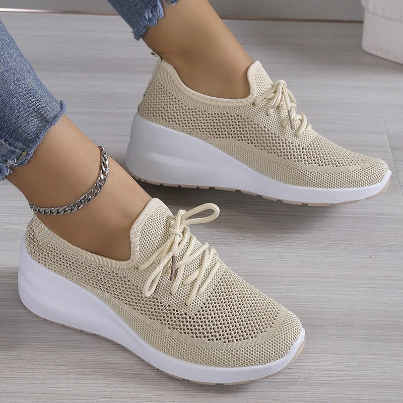 Women's Round Toe Knit Slip-On Lightweight Cushioned Sneakers