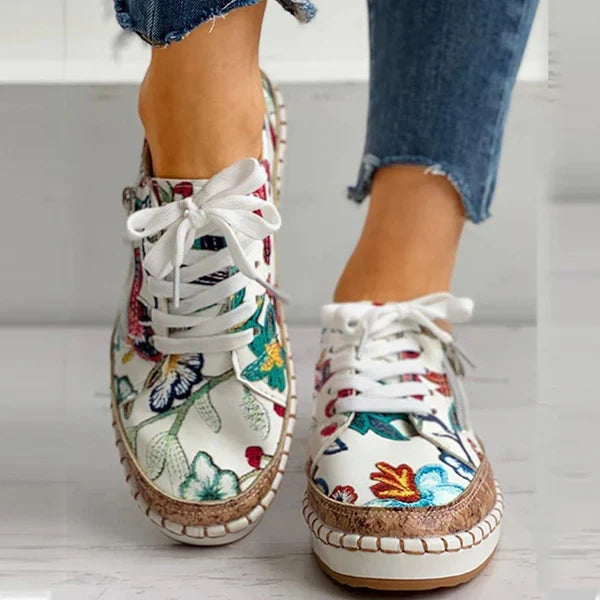 Women's Round Toe Lace Up Side Zip Padded Collar Platform Sneakers