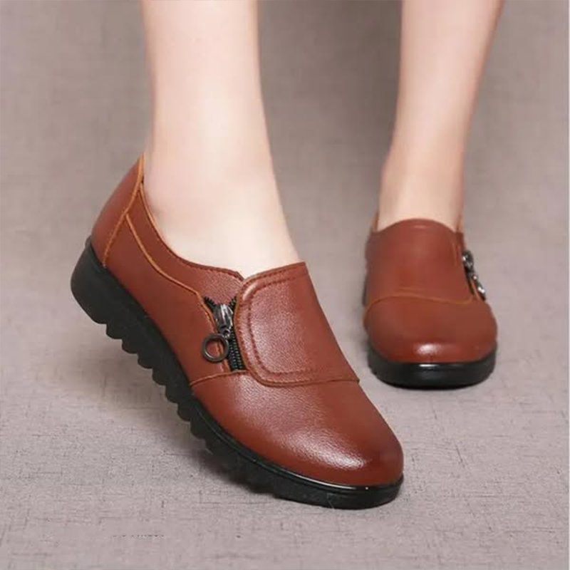 Women's Rounded Toe Side Zip Ridged Sole Slip-On Loafers zip detail